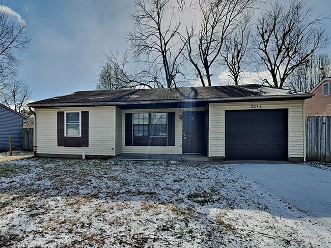 Building Photo - 3241 Remington Dr