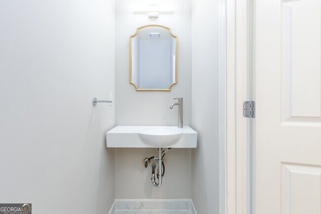 Building Photo - 3418 Rose Arbor Ct