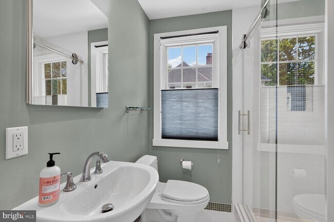 Building Photo - 3113 45th St NW