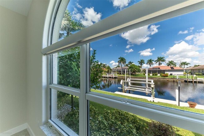 Building Photo - 566 Port Bendres Dr