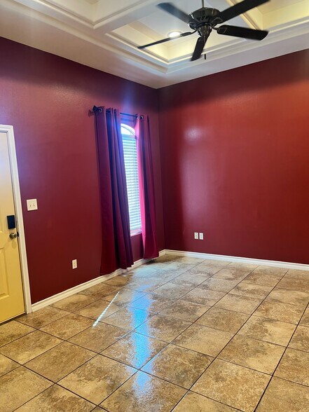 Building Photo - 12 Chaparral St