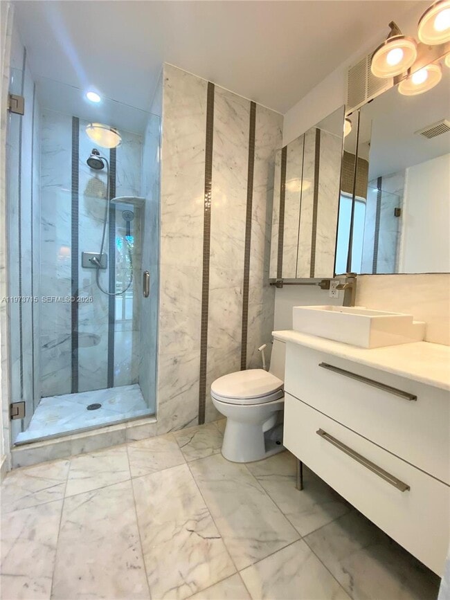 Building Photo - 1600 Michigan Ave