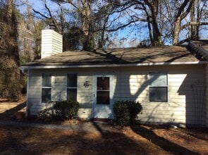 Building Photo - 2426 Educational Dr