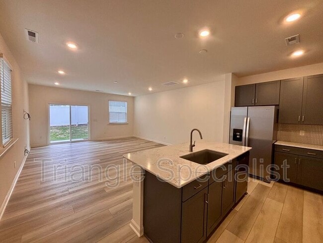 Building Photo - 10514 Brookside Reserve Rd