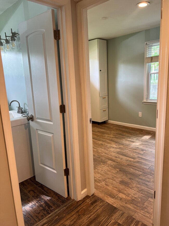 Building Photo - 1302 Coral Sea Dr