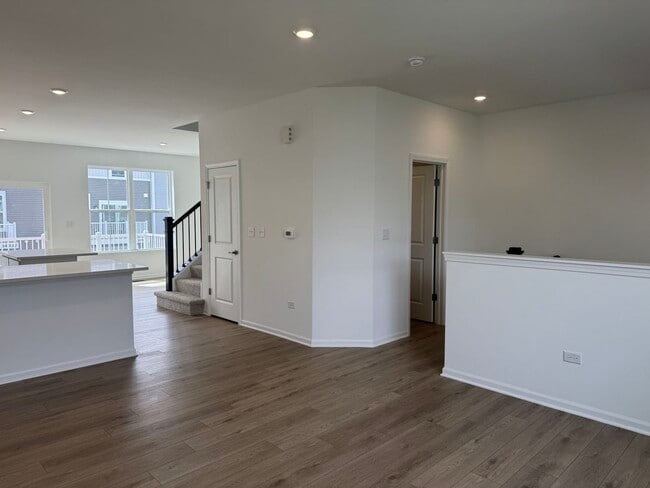 Building Photo - 14945 S McCarthy Cir