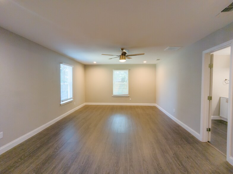 Building Photo - 1222 Peachtree Rd