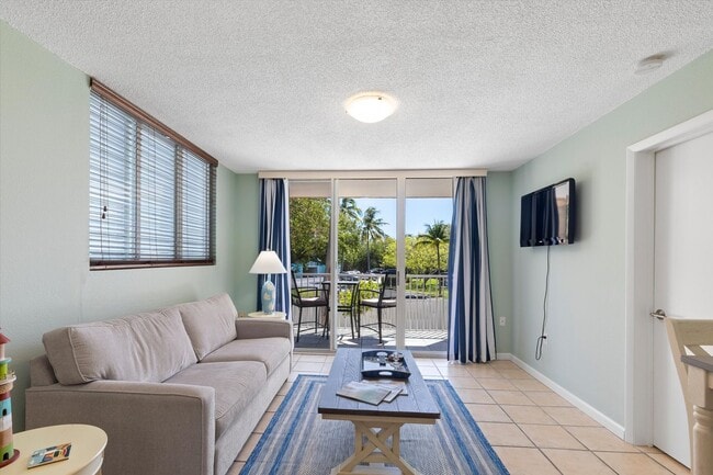 Building Photo - Fully Furnished 2BR/2BA at Las Salinas with Pool, Gym & Parking for Two