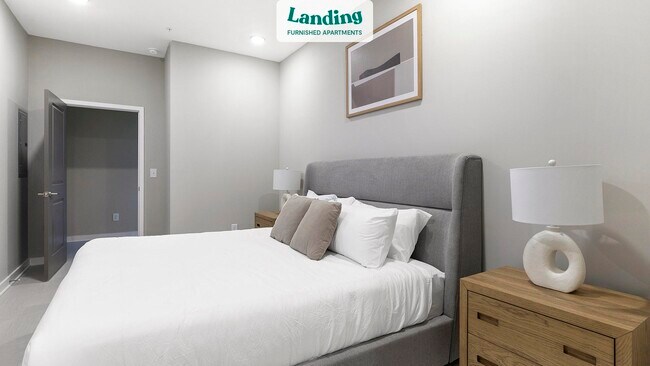 Building Photo - 600 19th St N