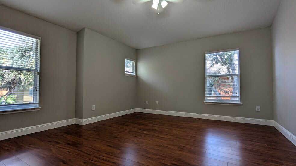 Building Photo - 1531 Little Gem Loop