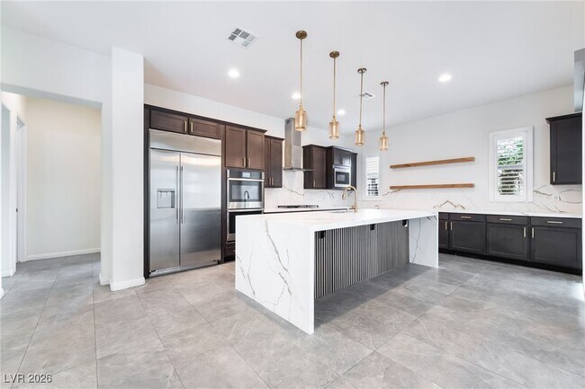 Building Photo - 6348 Skystone St