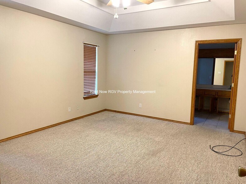 Building Photo - 1109 N 47th St