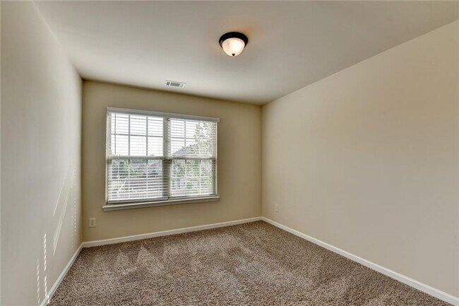 Building Photo - 2520 Morgan Chase Dr
