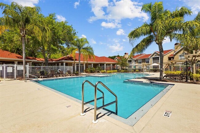 Building Photo - 9481 Highland Oak Dr