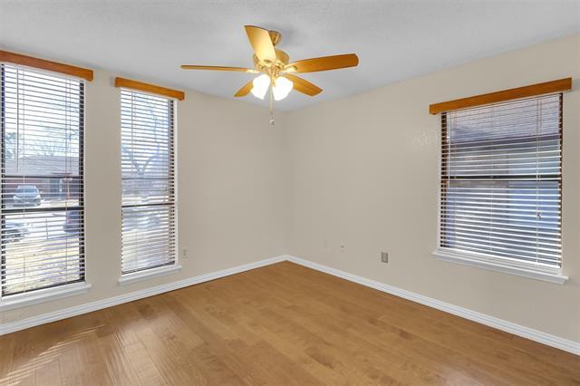 Building Photo - 6300 Aires Dr