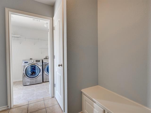 Building Photo - 7721 Willow Ridge Dr