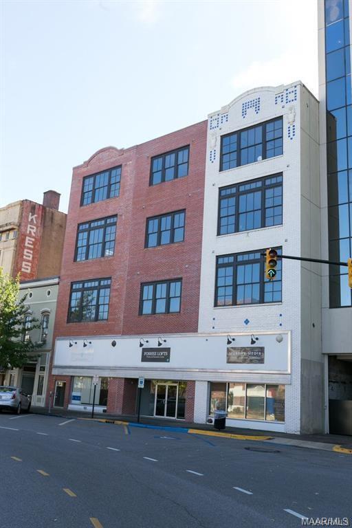 Primary Photo - 28 Monroe St