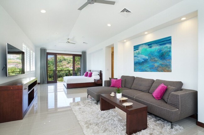 Building Photo - 224 Ka'alawai Place