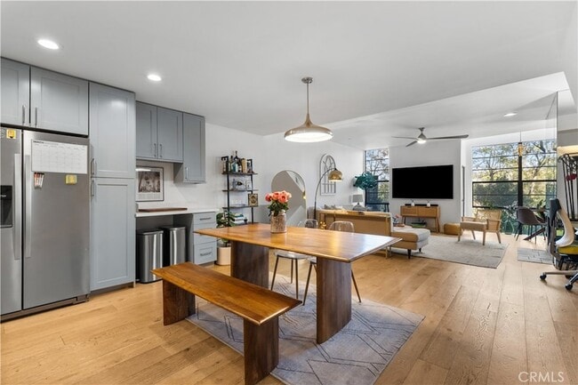 Building Photo - 3880 Fredonia Dr