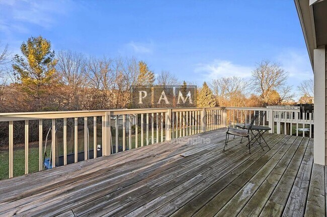 Building Photo - 3209 S Ridge Crest Ct