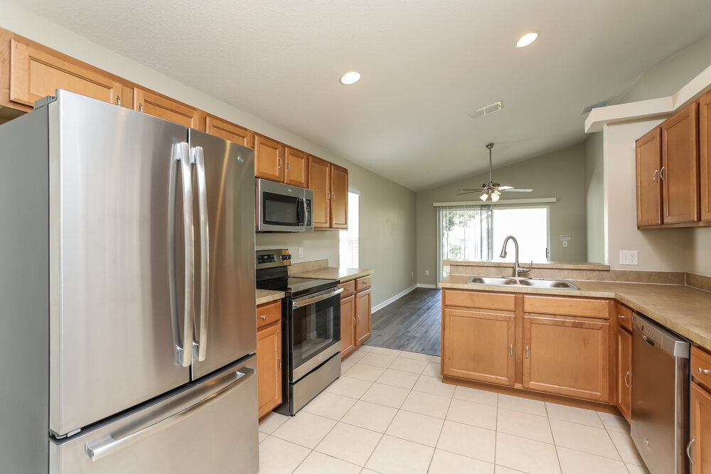 Building Photo - 2016 Briarcliff Cir