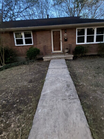 Building Photo - 112 Nor Dan Dr