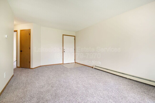 Building Photo - 2914 Earle Ave SW