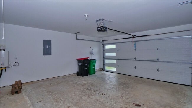 Building Photo - 28915 Yachting Pt Ct