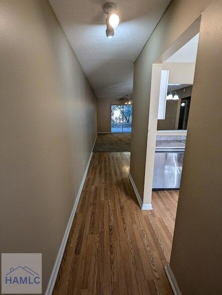 Building Photo - 350 Beverly St