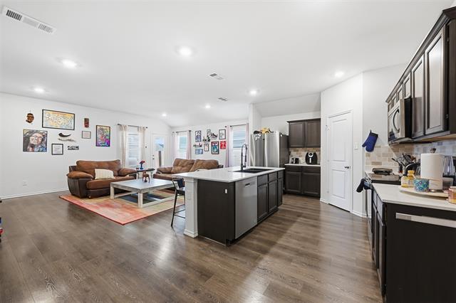 Building Photo - 1212 Briar Hl Dr