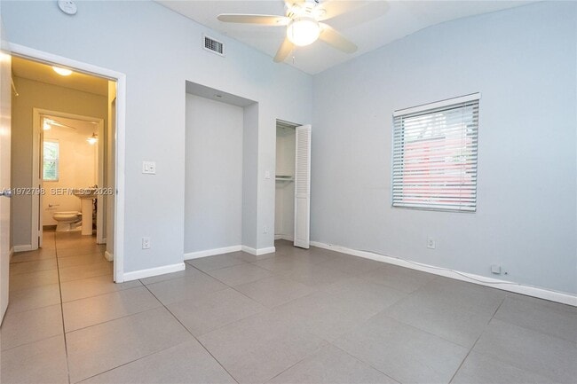 Building Photo - 330 NE 86th St