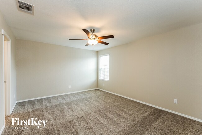 Building Photo - 13707 Locklear Way
