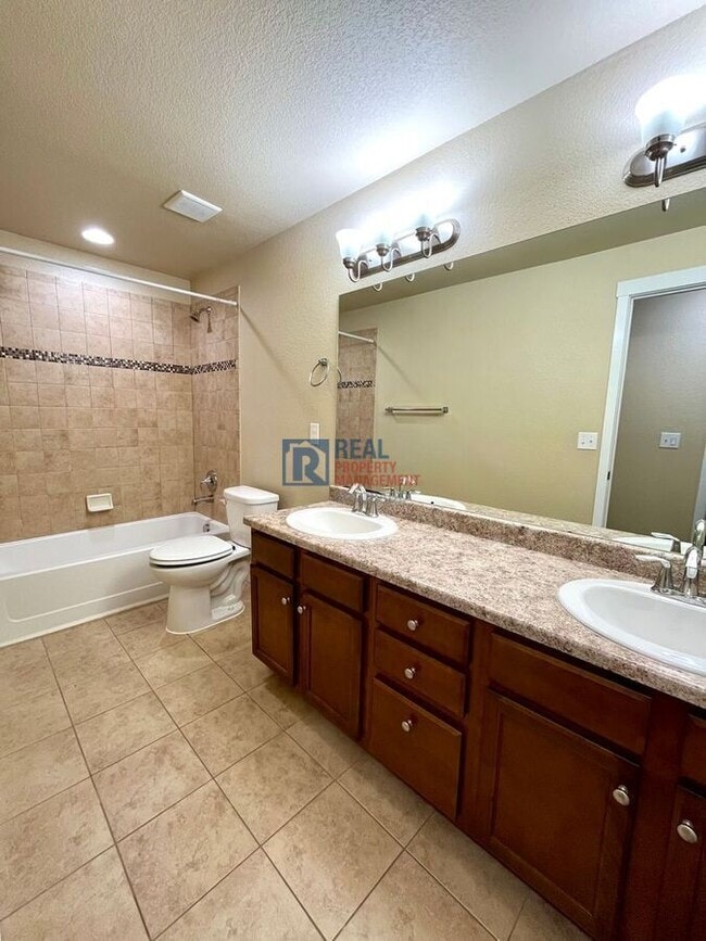 Building Photo - 7464 Bonterra Ln
