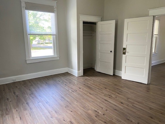 Building Photo - 1105 Ewing Blvd