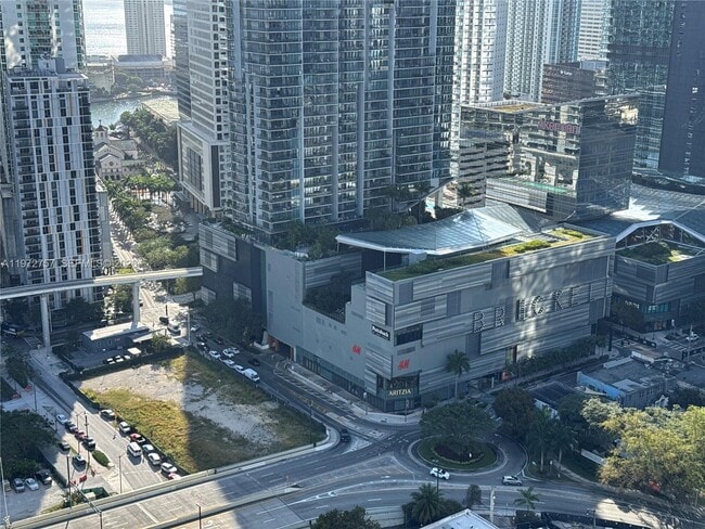 Building Photo - 92 SW 3rd St