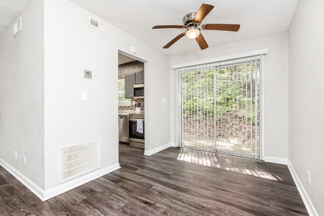 Building Photo - East Ridge Flats and Townhomes