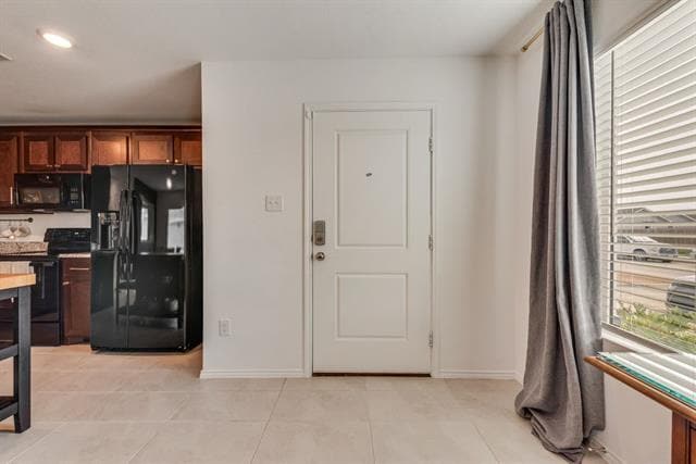Building Photo - 6615 Coulter Dr