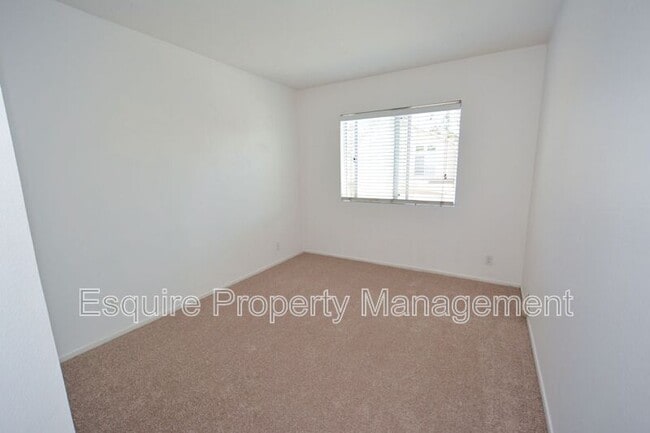 Building Photo - 1159 Oyster Pl