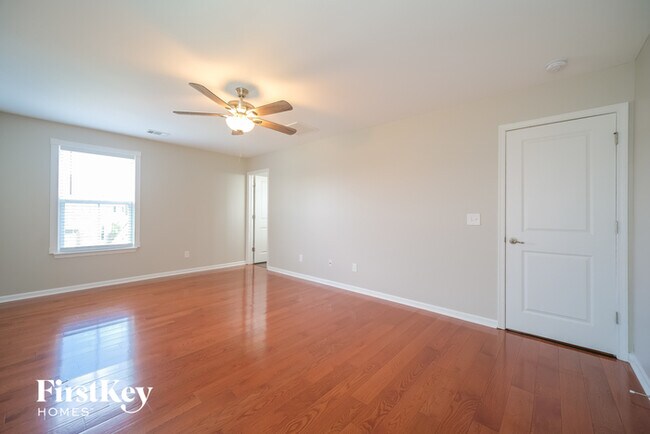 Building Photo - 1620 Brockton Ln