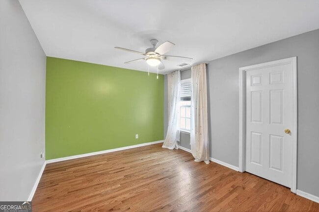 Building Photo - 605 Lofty Ln