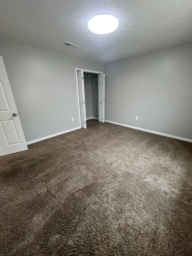 Building Photo - 1430 Avery Ln
