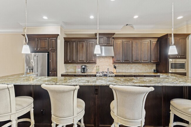 Building Photo - 534 Imperial Blvd