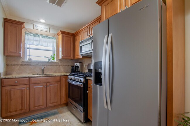 Building Photo - 455 Ocean Blvd