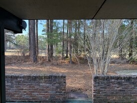 Building Photo - 130 Fairway Ave