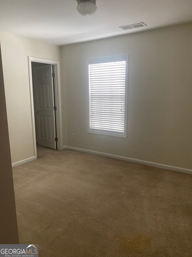 Building Photo - 539 Greyhawk Way