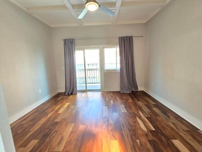Building Photo - 3 Bedroom BEAUTIFUL HOME