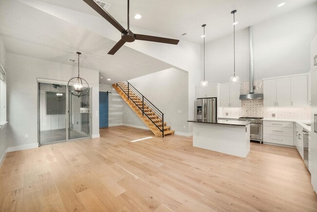 Primary Photo - 4313 Banister Ln