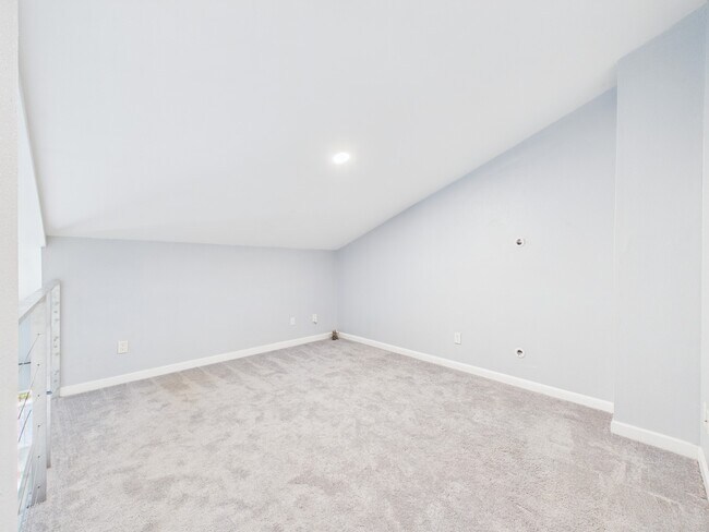 Building Photo - 7655 S Braeswood Blvd