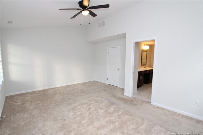 Building Photo - 1245 Russet Ln