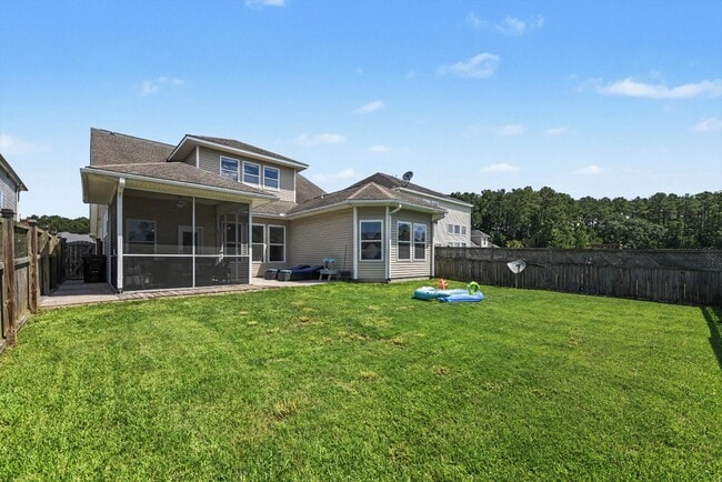 Building Photo - 203 Topsaw Ln